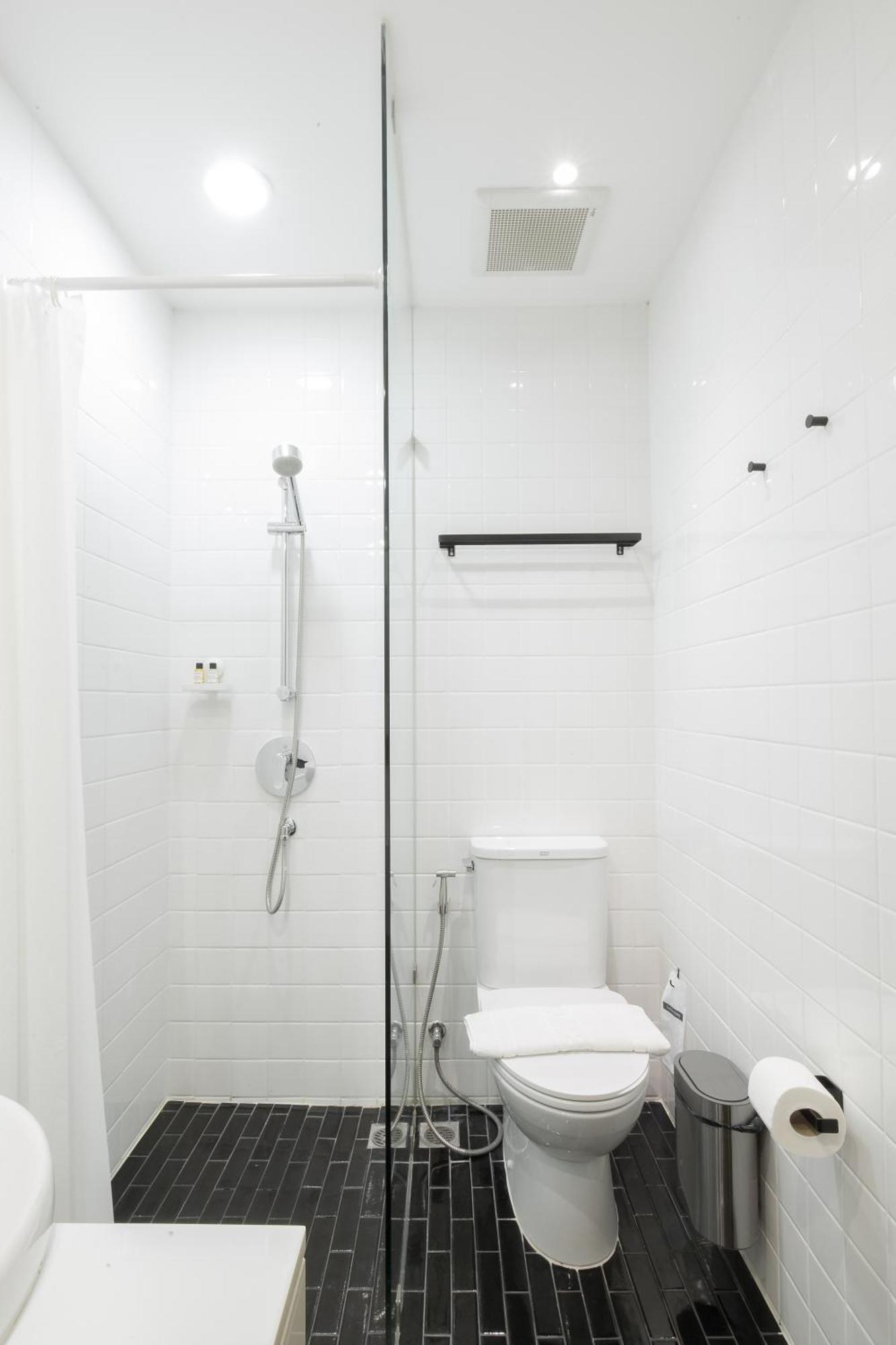 Double B Hostel 방콕 외부 사진